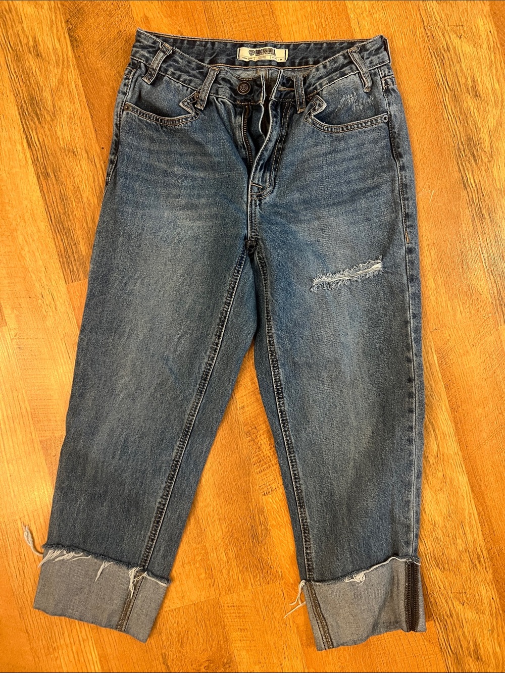 Classic Blue Women’s Jeans - Distressed Cuff